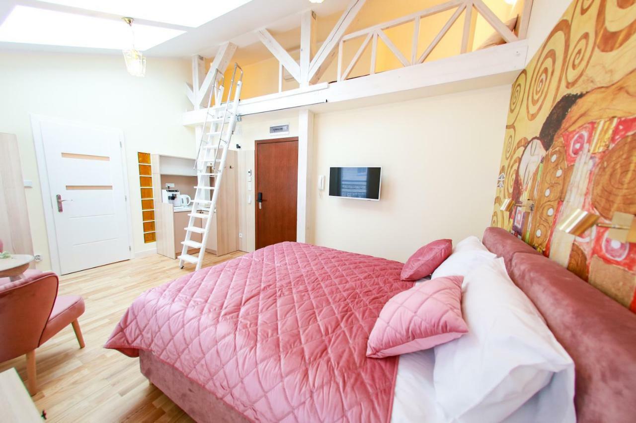 Sky&Light Apartments 크라쿠프 외부 사진