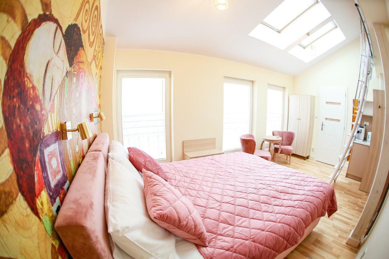 Sky&Light Apartments 크라쿠프 외부 사진